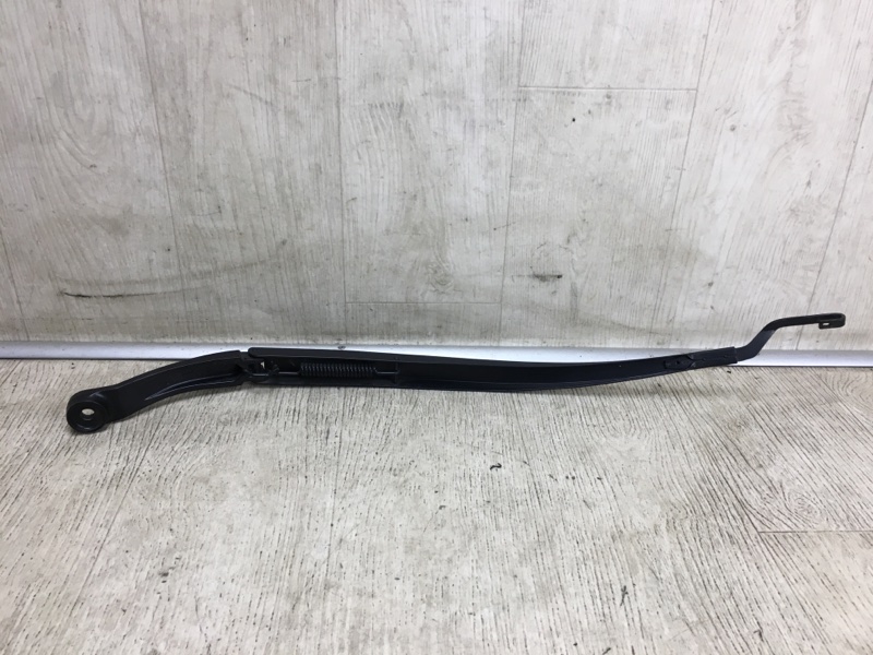 Поводок стеклоочистителя передний правый DODGE DART 12-16 PF 2.4 ED6