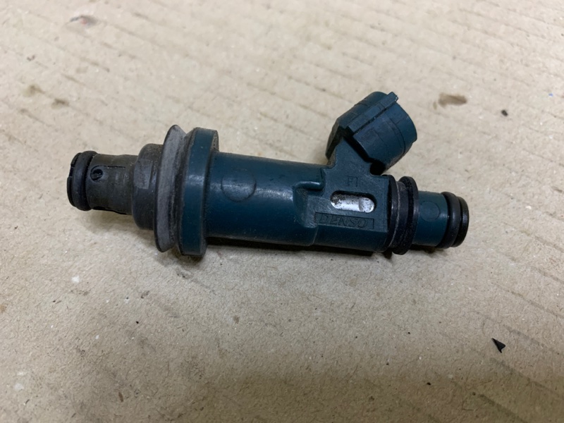 Форсунка топливная TOYOTA HIGHLANDER 01-07 2002 Внедорожник 3.0 1MZFE 23209-20020 Б/У