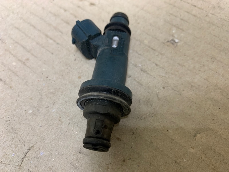 Форсунка топливная TOYOTA HIGHLANDER 01-07 Внедорожник 3.0 1MZFE Форсунка топливная TOYOTA HIGHLANDER 01-07 Внедорожник 3.0 1MZFE