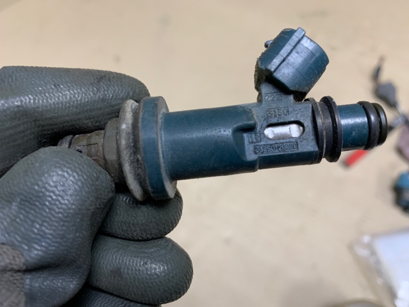 Форсунка топливная HIGHLANDER 01-07 2002 Внедорожник 3.0 1MZFE Форсунка топливная HIGHLANDER 01-07 2002 Внедорожник 3.0 1MZFE