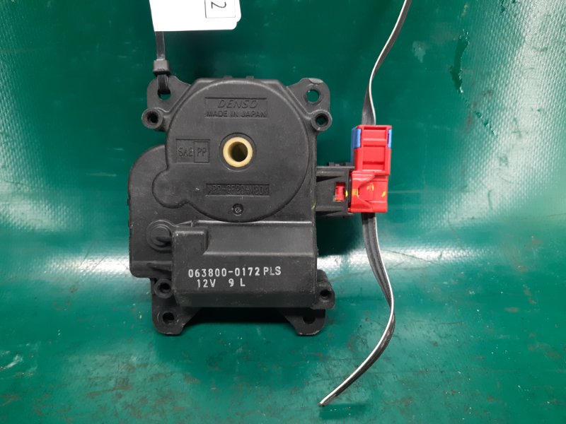 Моторчик заслонки печки GS350 GS300 05-11 2009 Седан 3.5 Моторчик заслонки печки GS350 GS300 05-11 2009 Седан 3.5