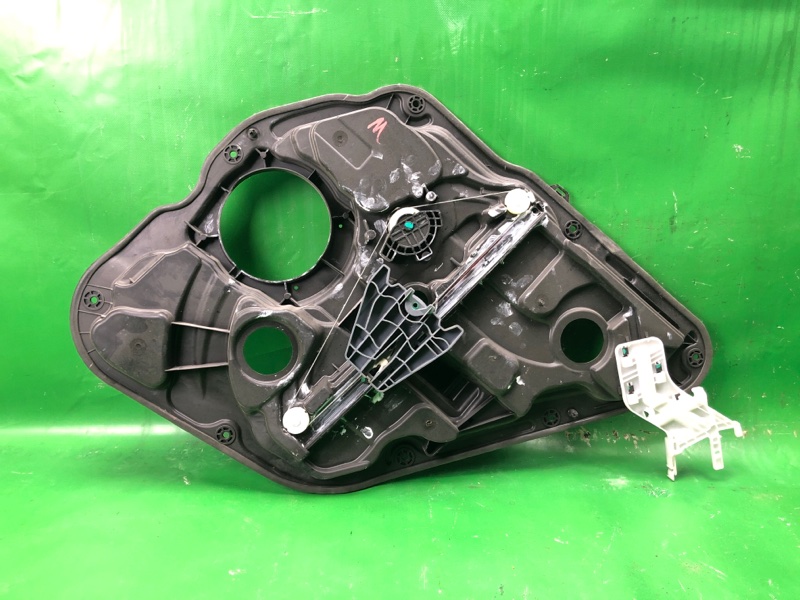 Стеклоподъемник задний левый SONATA YF 10-14 2014 YF 2.0 G4KH Стеклоподъемник задний левый SONATA YF 10-14 2014 YF 2.0 G4KH