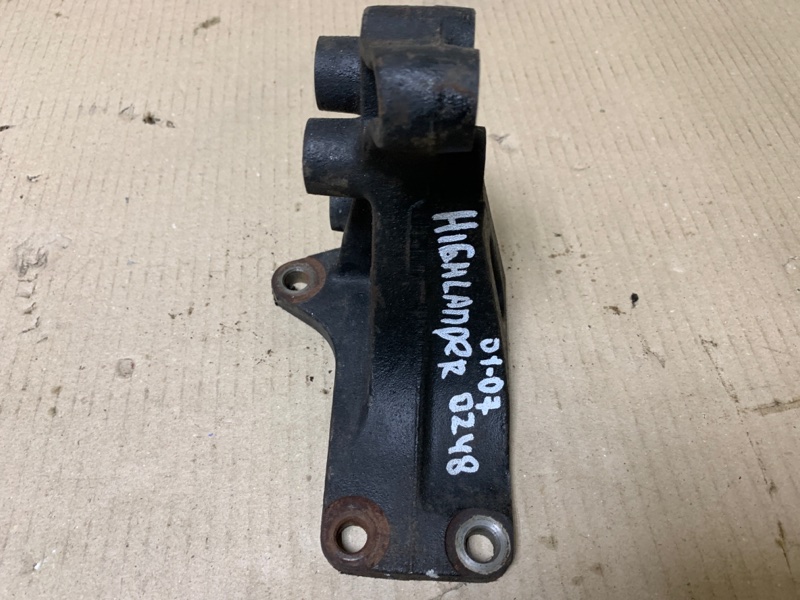 Кронштейн двигателя задний HIGHLANDER 01-07 2002 Внедорожник 3.0 1MZFE Кронштейн двигателя задний HIGHLANDER 01-07 2002 Внедорожник 3.0 1MZFE