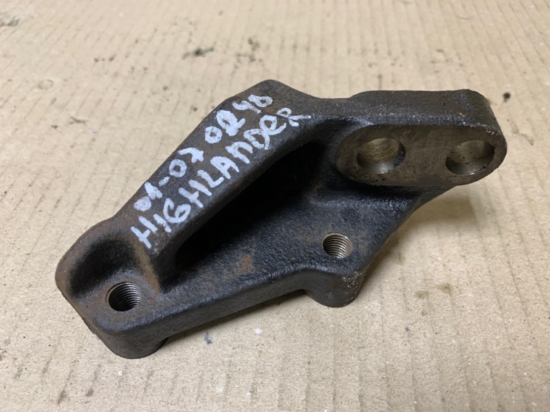 Кронштейн редуктора передний правый TOYOTA HIGHLANDER 01-07 2002 Внедорожник 3.0 1MZFE 36118-33020 Б/У