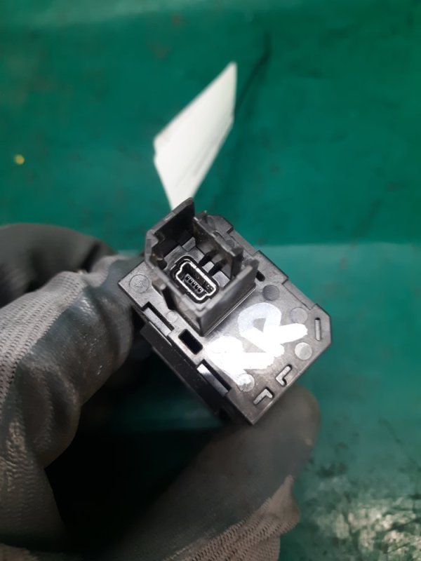 Блок электронный задний правый QX60/JX35 12-20 2017 Внедорожник 3.5 VQ35DD