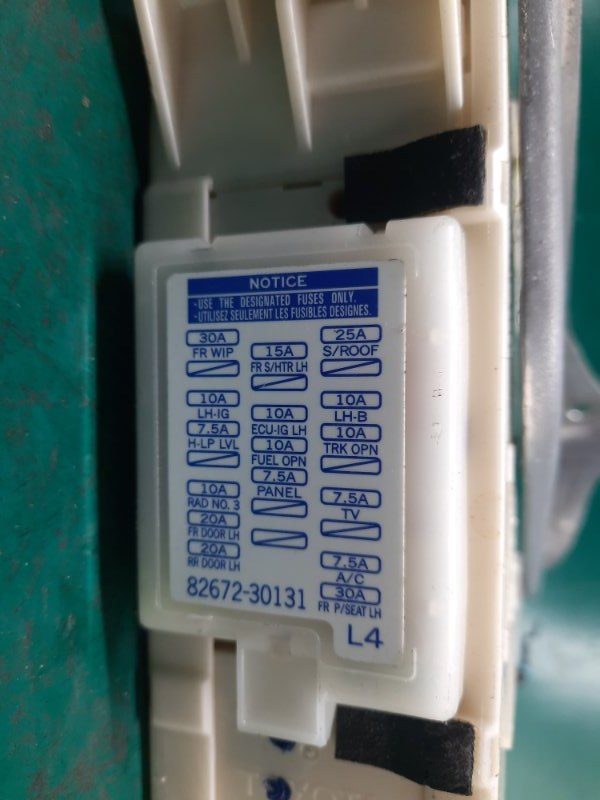 Блок предохранителей салон левый GS350 GS300 05-11 2009 Седан 3.5 Блок предохранителей салон левый GS350 GS300 05-11 2009 Седан 3.5