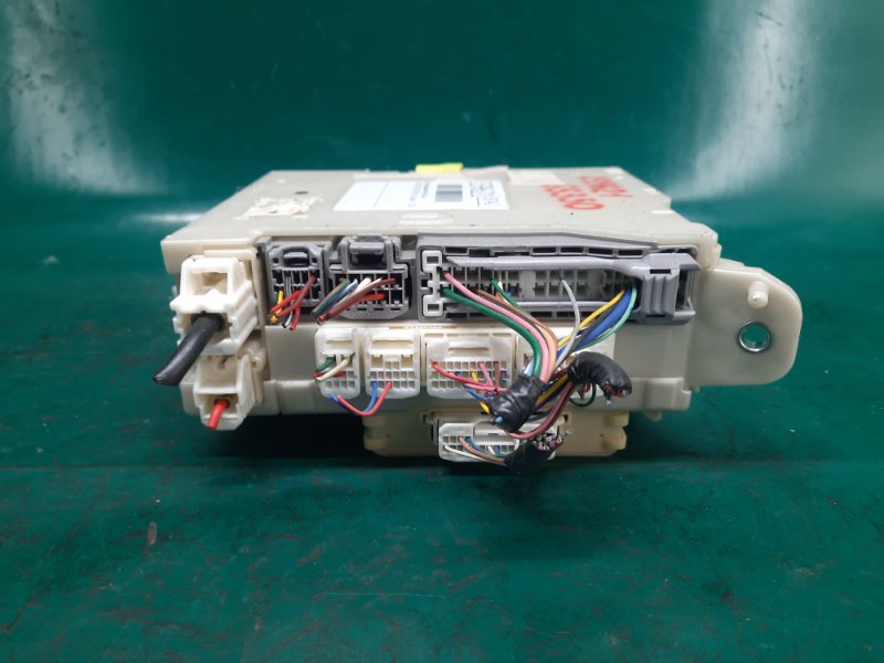 Блок предохранителей салон правый GS350 GS300 05-11 2008 Седан 3.5 2GR-FSE