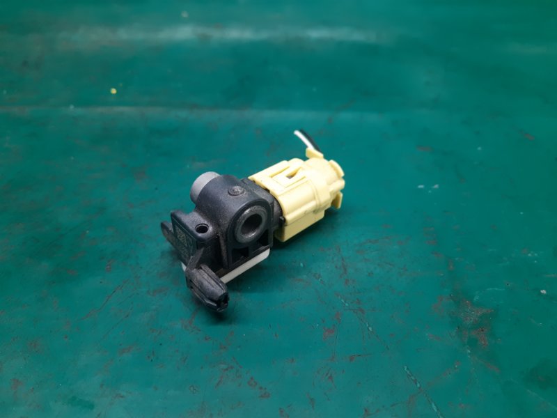 Датчик удара задний левый INFINITI QX60/JX35 12-20 Внедорожник 3.5 VQ35DD