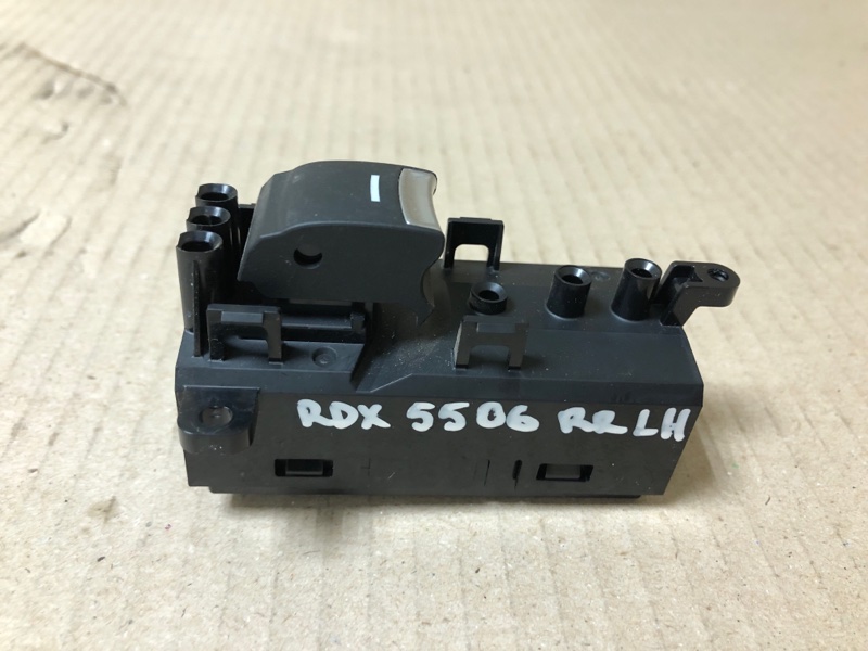 Запчасть кнопка стеклоподъемника задняя левая ACURA RDX 19- 2019 Внедорожник 2.0 35780-TJB-A11 Б/У Кнопка стеклоподъемника задняя левая ACURA RDX 19- 2019 Внедорожник 2.0 35780-TJB-A11 Б/У