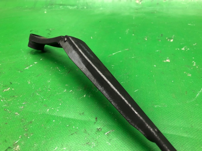 Поводок стеклоочистителя передний правый FORTE/CERATO TD 08-13 2010 TD 2.0 G4KD