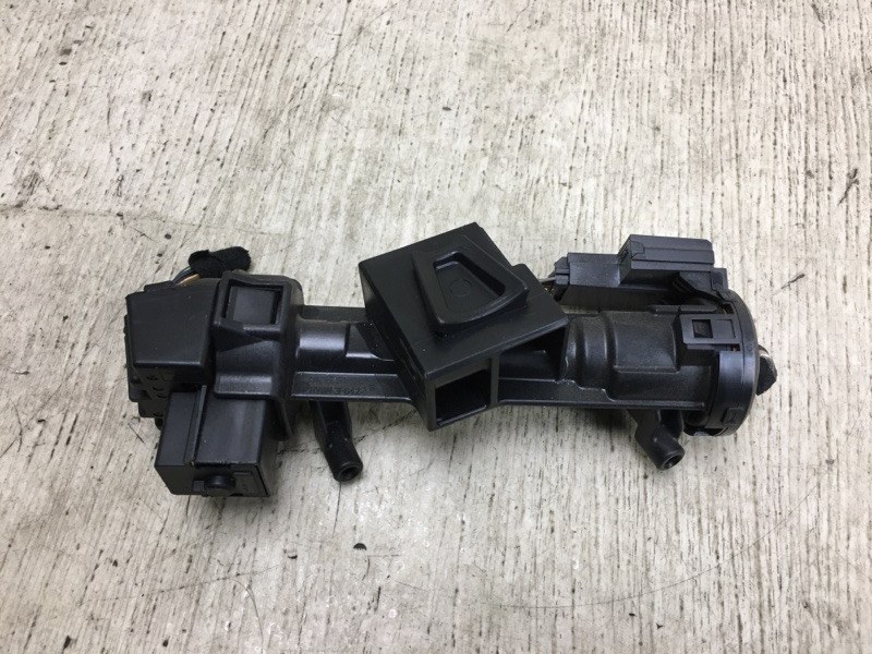 Замок зажигания FORD FOCUS 10-18 2017 CB8 2.0 XQDA BV6N-3F642 Б/У