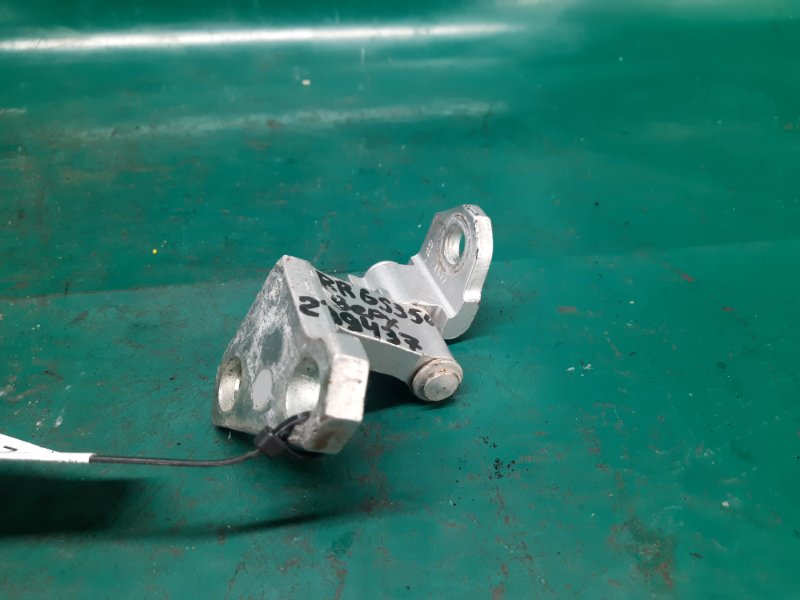 Петля двери верхняя задняя правая GS350 GS300 05-11 2009 Седан 3.5