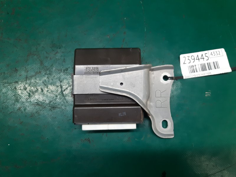 Блок управления дверей задний правый GS350 GS300 05-11 2009 Седан 3.5