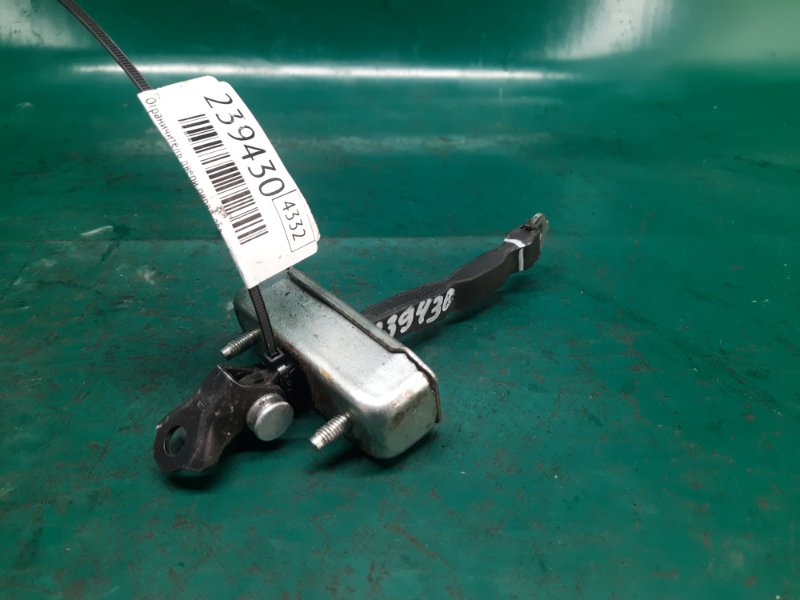 Ограничитель двери передний левый GS350 GS300 05-11 2009 Седан 3.5