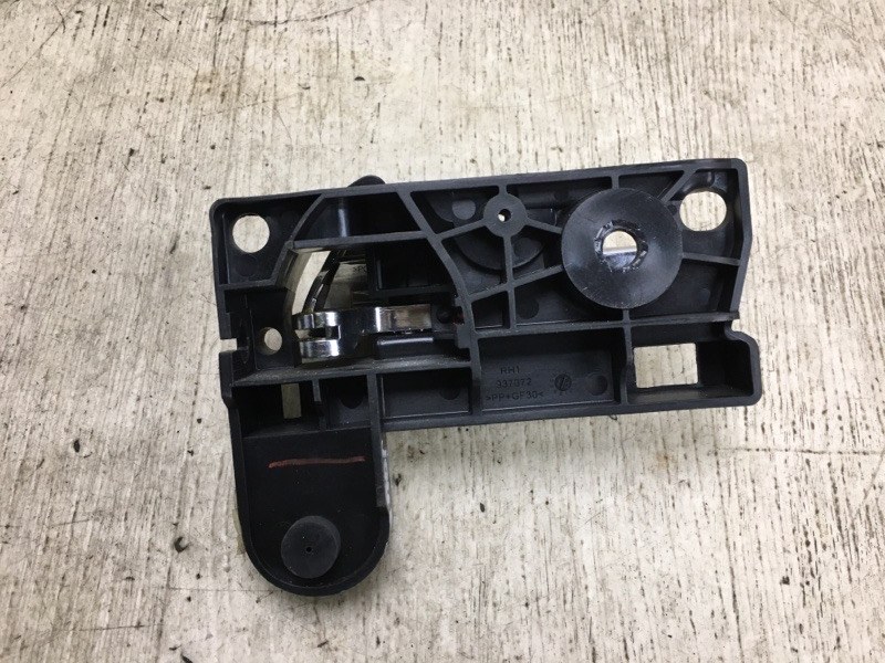 Ручка двери внутренняя задняя правая DODGE JOURNEY 08-20 JC 3.6 ERB