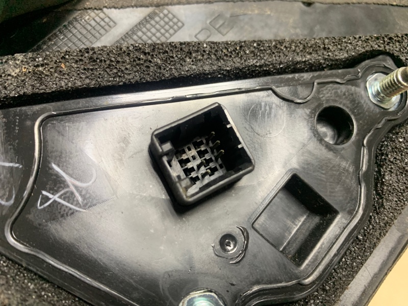 Зеркало левое SONATA NF 04-10 2006 Седан 3.3 G6DB Зеркало левое SONATA NF 04-10 2006 Седан 3.3 G6DB