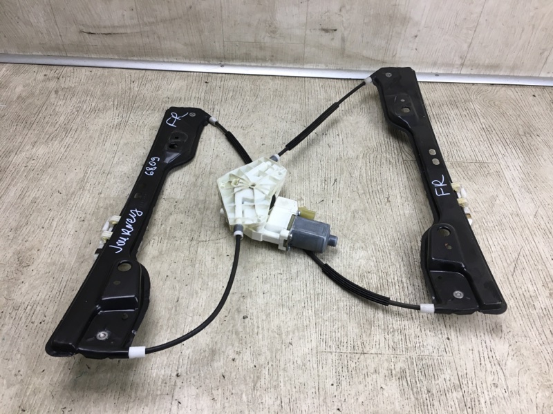 Запчасть стеклоподъемник передний правый DODGE JOURNEY 08-20 2011 JC 3.6 ERB 4589152AA Б/У Стеклоподъемник передний правый DODGE JOURNEY 08-20 2011 JC 3.6 ERB 4589152AA Б/У