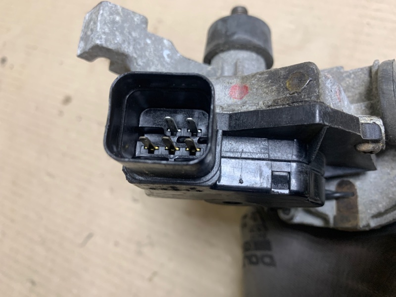 Моторчик стеклоочистителя передний SONATA NF 04-10 2006 Седан 3.3 G6DB Моторчик стеклоочистителя передний SONATA NF 04-10 2006 Седан 3.3 G6DB