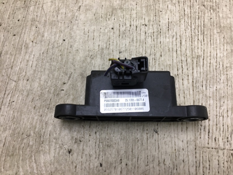 Датчик ускорения DODGE JOURNEY 08-20 2011 JC 3.6 ERB 56029563AB Б/У