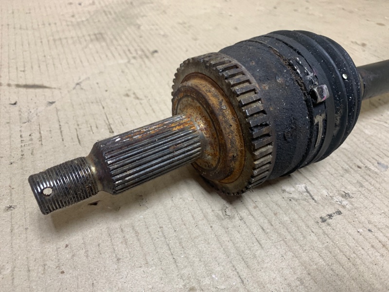 Привод передний правый HYUNDAI SONATA NF 04-10 Седан 3.3 G6DB