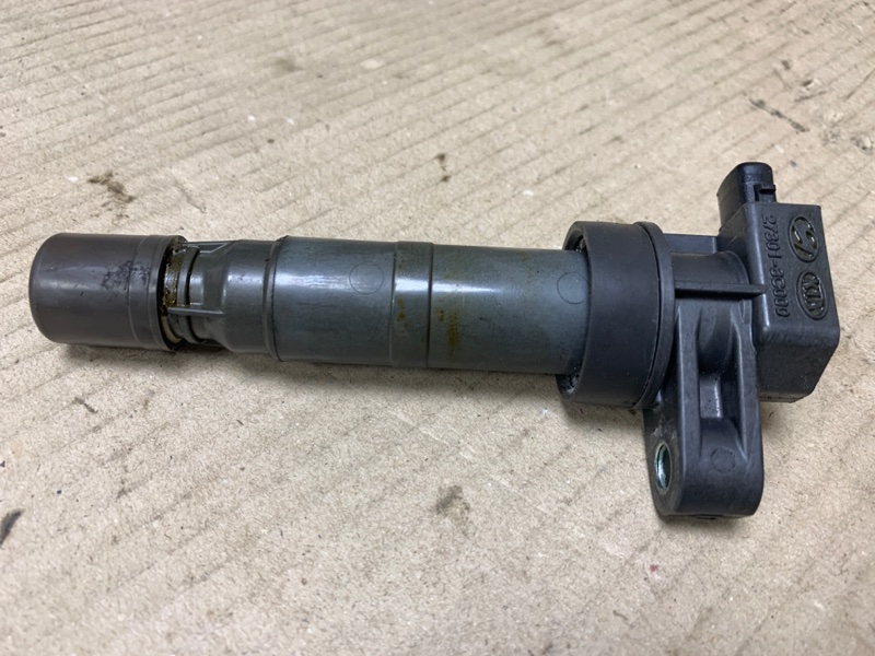 Запчасть катушка зажигания HYUNDAI SONATA NF 04-10 2006 Седан 3.3 G6DB 27301-3C000 Б/У Катушка зажигания HYUNDAI SONATA NF 04-10 2006 Седан 3.3 G6DB 27301-3C000 Б/У