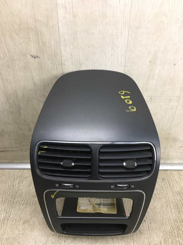 Накладка торпедо под магнитолу JOURNEY 08-20 2011 JC 3.6 ERB Накладка торпедо под магнитолу JOURNEY 08-20 2011 JC 3.6 ERB