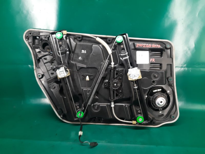 Стеклоподъемник передний правый QX30 16-20 2019 Внедорожник 2.0 20PET Стеклоподъемник передний правый QX30 16-20 2019 Внедорожник 2.0 20PET