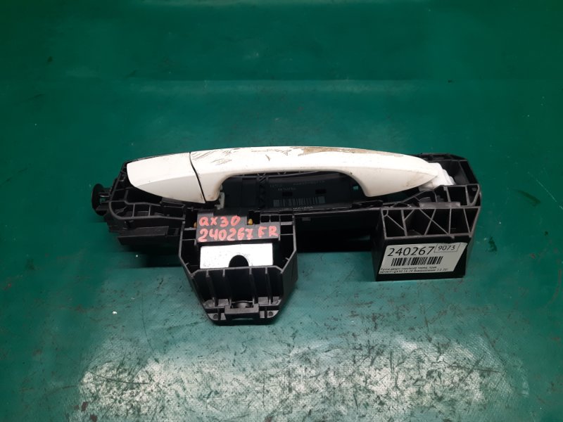 Ручка двери наружная передняя правая QX30 16-20 2019 Внедорожник 2.0 20PET Ручка двери наружная передняя правая QX30 16-20 2019 Внедорожник 2.0 20PET