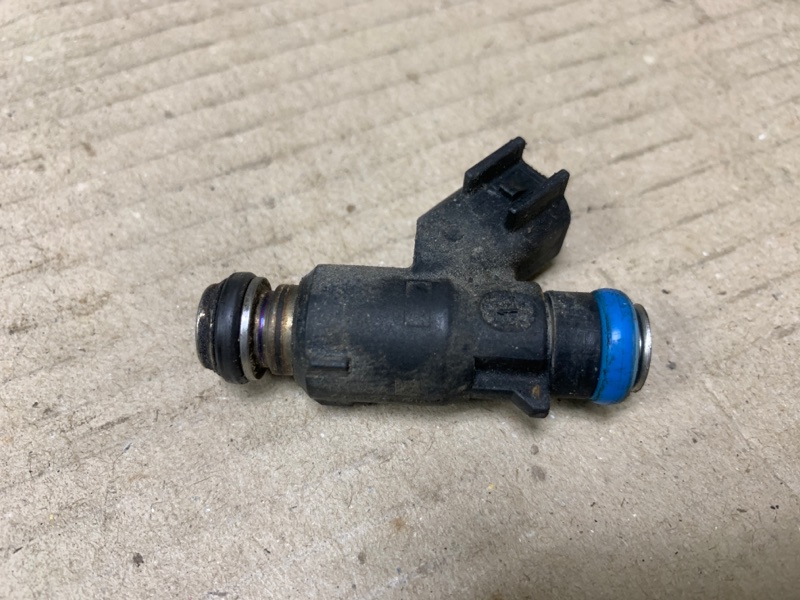 Запчасть форсунка топливная HYUNDAI SONATA NF 04-10 2006 Седан 3.3 G6DB 35310-3C000 Б/У Форсунка топливная HYUNDAI SONATA NF 04-10 2006 Седан 3.3 G6DB 35310-3C000 Б/У