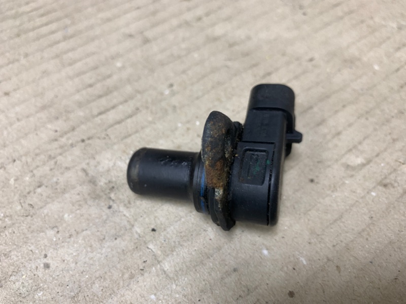 Датчик положения распредвала HYUNDAI SONATA NF 04-10 2006 Седан 3.3 G6DB 39318-3C100 Б/У