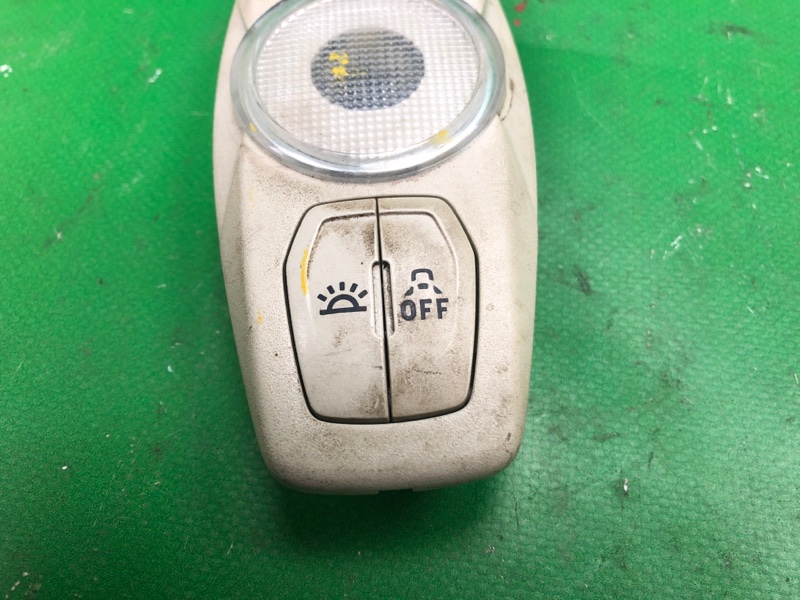 Плафон салона FOCUS 10-18 2014 BK 2.0 XQDA