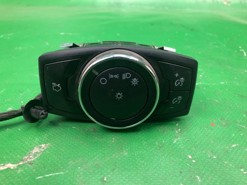 Блок управления освещением FORD FOCUS 10-18 2014 BK 2.0 XQDA CM5Z-11654-B Б/У