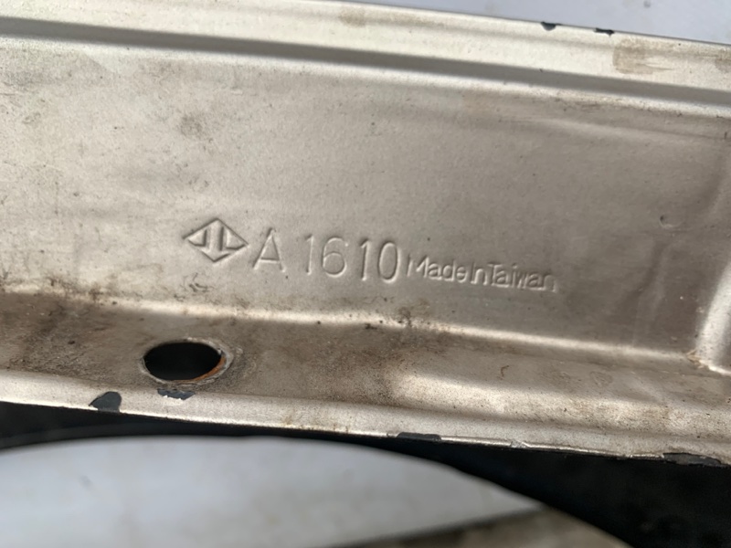 Крыло переднее левое SONATA NF 04-10 2006 Седан 3.3 G6DB Крыло переднее левое SONATA NF 04-10 2006 Седан 3.3 G6DB