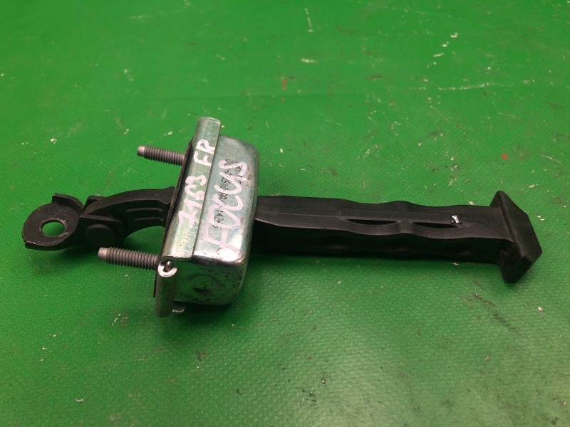 Ограничитель двери передний правый FORD FOCUS 10-18 2014 BK 2.0 XQDA CP9Z-5823500-A Б/У