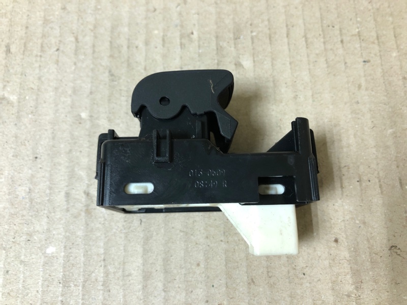 Кнопка стеклоподъемника задняя правая TOYOTA VENZA 09-16 Внедорожник 3.5 2GR-FE