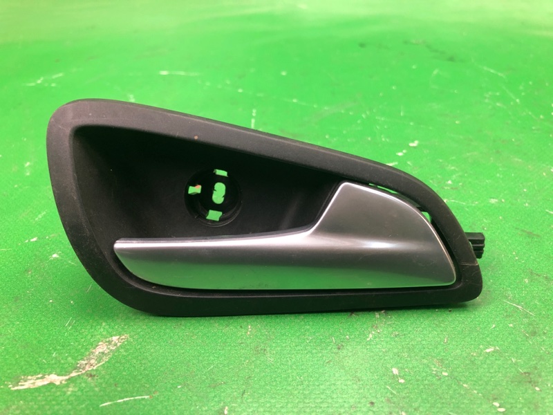 Ручка двери внутренняя правая FORD FOCUS 10-18 2014 BK 2.0 XQDA CV6Z-5422600-DA Б/У