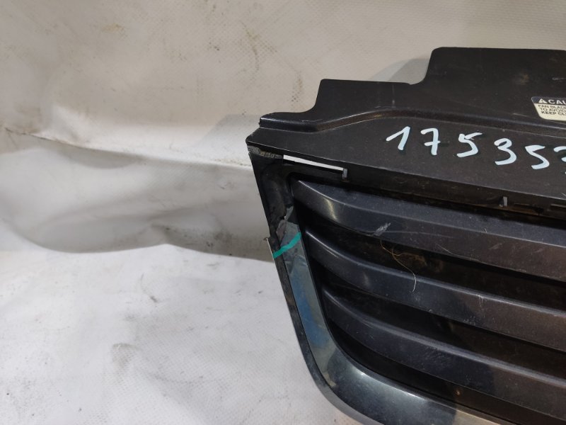 Решетка радиатора NISSAN SENTRA (B16) 06–12 Решетка радиатора NISSAN SENTRA (B16) 06–12