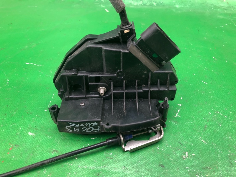 Замок двери передний правый FOCUS 10-18 2014 BK 2.0 XQDA