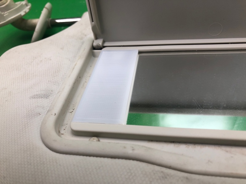 Козырек солнцезащитный левый FORD FOCUS 10-18 BK 2.0 XQDA