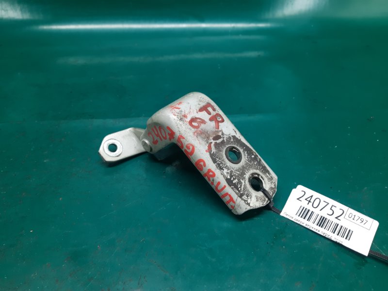 Петля двери верхняя передняя правая SUZUKI GRAND VITARA 05-15 2007 Внедорожник 2.7 H27A 69310-65J00 Б/У