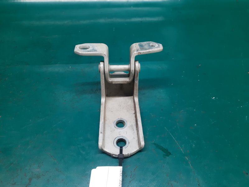 Петля двери верхняя передняя правая GRAND VITARA 05-15 2007 Внедорожник 2.7 H27A