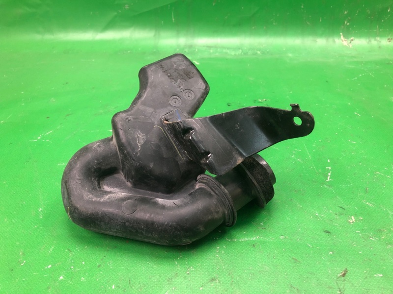 Резонатор воздушного фильтра FORD FOCUS 10-18 2014 BK 2.0 XQDA BV6Z-9B659-A Б/У