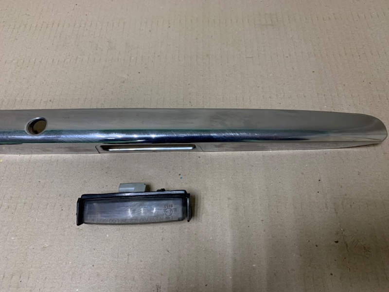 Панель подсветки номера TOYOTA CAMRY 30 02-06 Седан 2.4 2AZFE