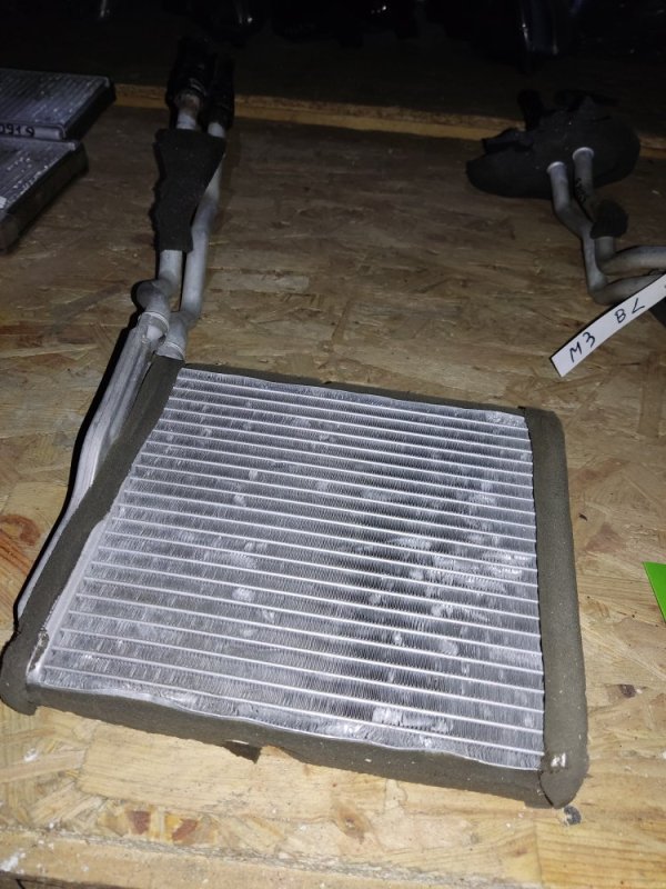 Радиатор печки MAZDA 5 CR 05-10 BP8P-61-A10 Б/У