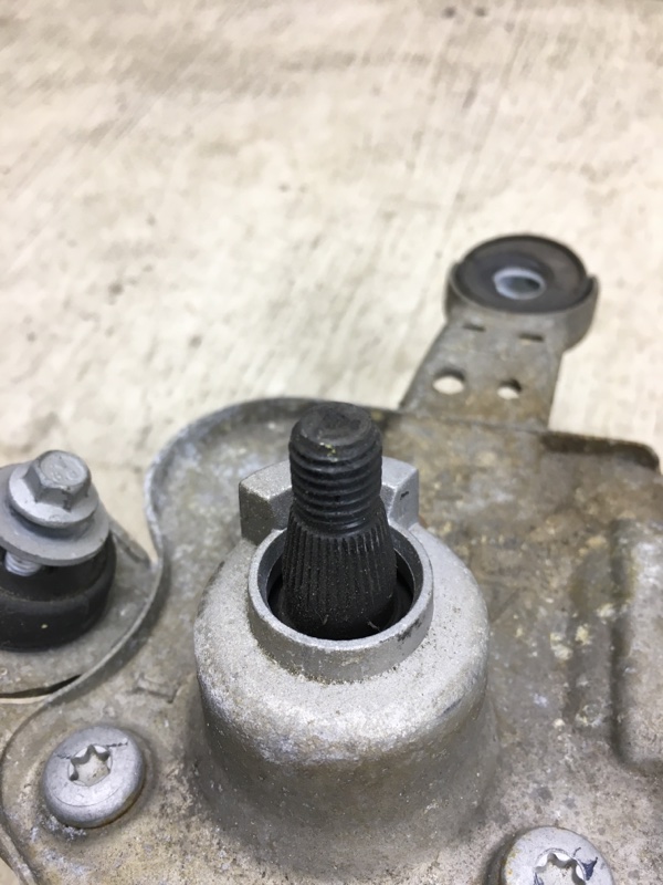 Моторчик стеклоочистителя передний левый FORD FUSION 14- CD4 C25HDEX Моторчик стеклоочистителя передний левый FORD FUSION 14- CD4 C25HDEX