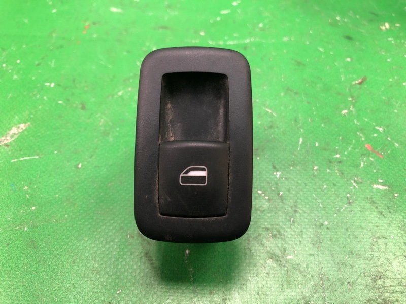 Запчасть кнопка стеклоподъемника DODGE JOURNEY 08-20 2008 JC 3.5 EGF 4602531AF Б/У Кнопка стеклоподъемника DODGE JOURNEY 08-20 2008 JC 3.5 EGF 4602531AF Б/У