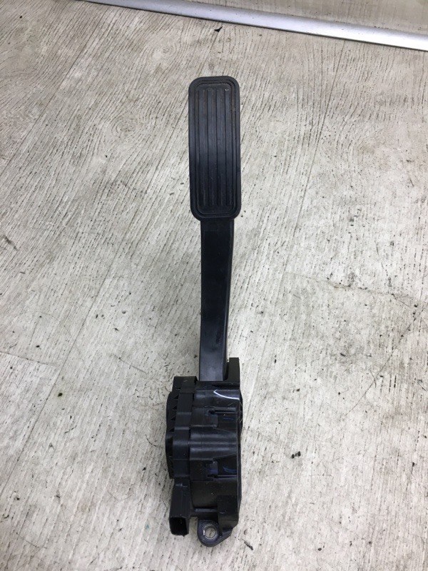 Педаль газа FORD FUSION 14- CD4 C25HDEX
