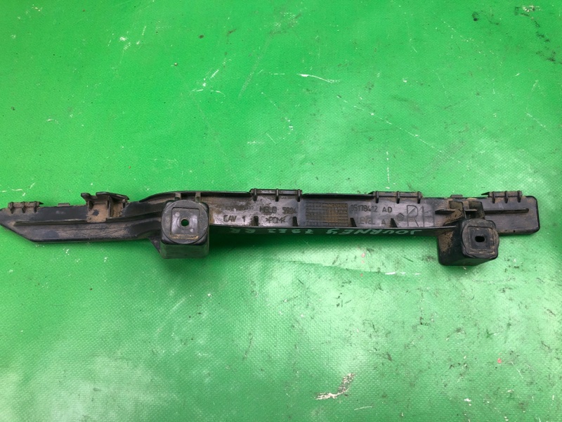 Кронштейн заднего бампера правый DODGE JOURNEY 08-20 2008 JC 3.5 EGF 5178412AB Б/У