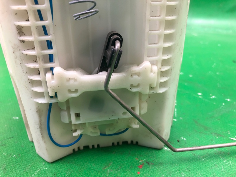 Топливный насос JOURNEY 08-20 2008 JC 3.5 EGF Топливный насос JOURNEY 08-20 2008 JC 3.5 EGF