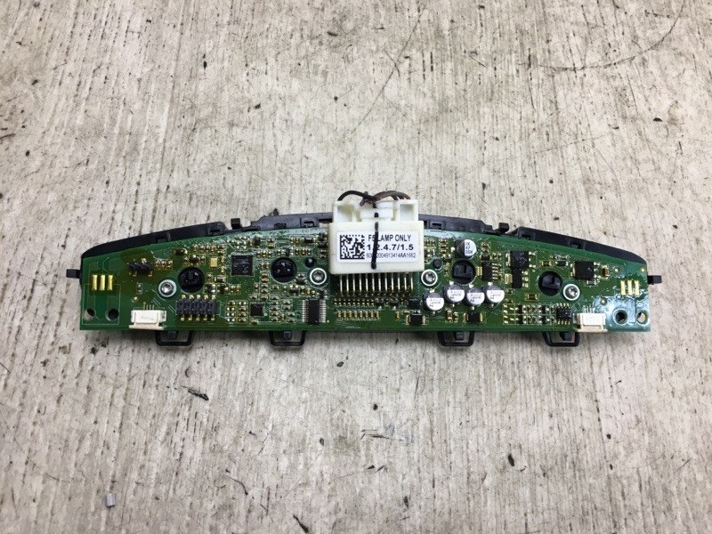 Плафон салона FUSION 14- 2013 CD4 C25HDEX